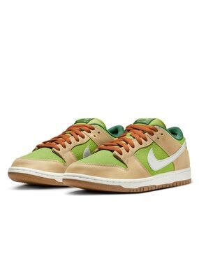 Nike SB Dunk Low “Escargot” men’s 13